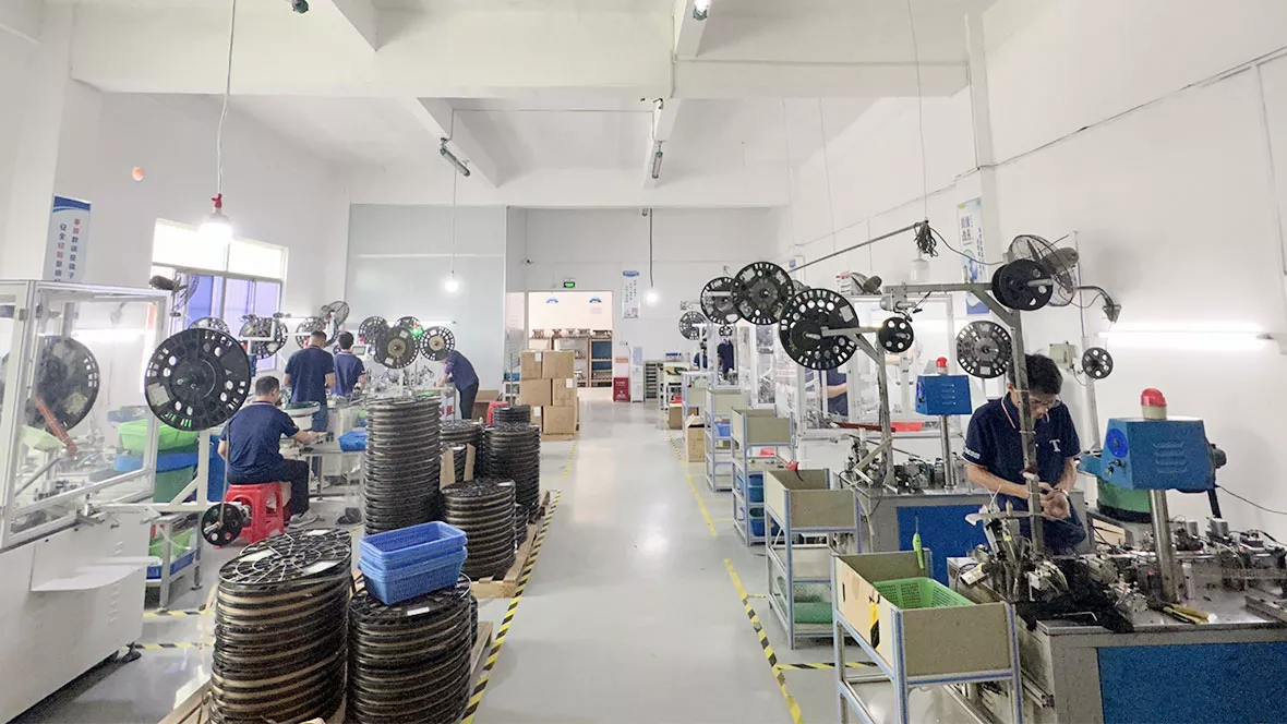 泰睿康（Trxcom）通过提升生产效率、降低误差率并确保产品质量的一致性，显著增强生产能力，能够以更高精度和更快速度满足大规模生产需求。