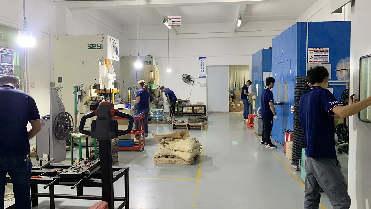 It owns a modern factory covering over 5,000 square meters, equipped with advanced production equipment and standardized production lines to achieve large-scale and standardized production.